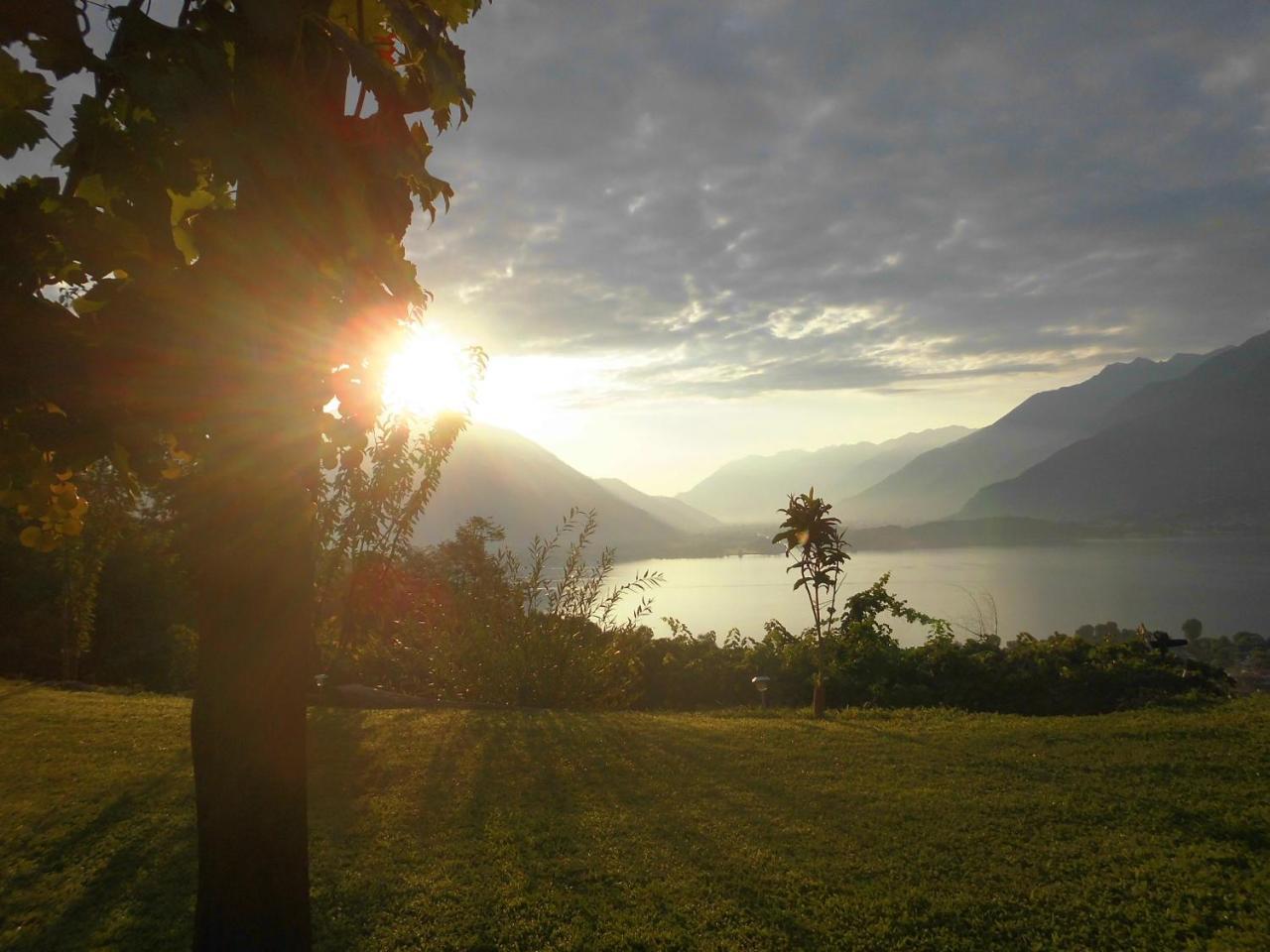 Camping Colle Vento Hotel Domaso Exterior photo